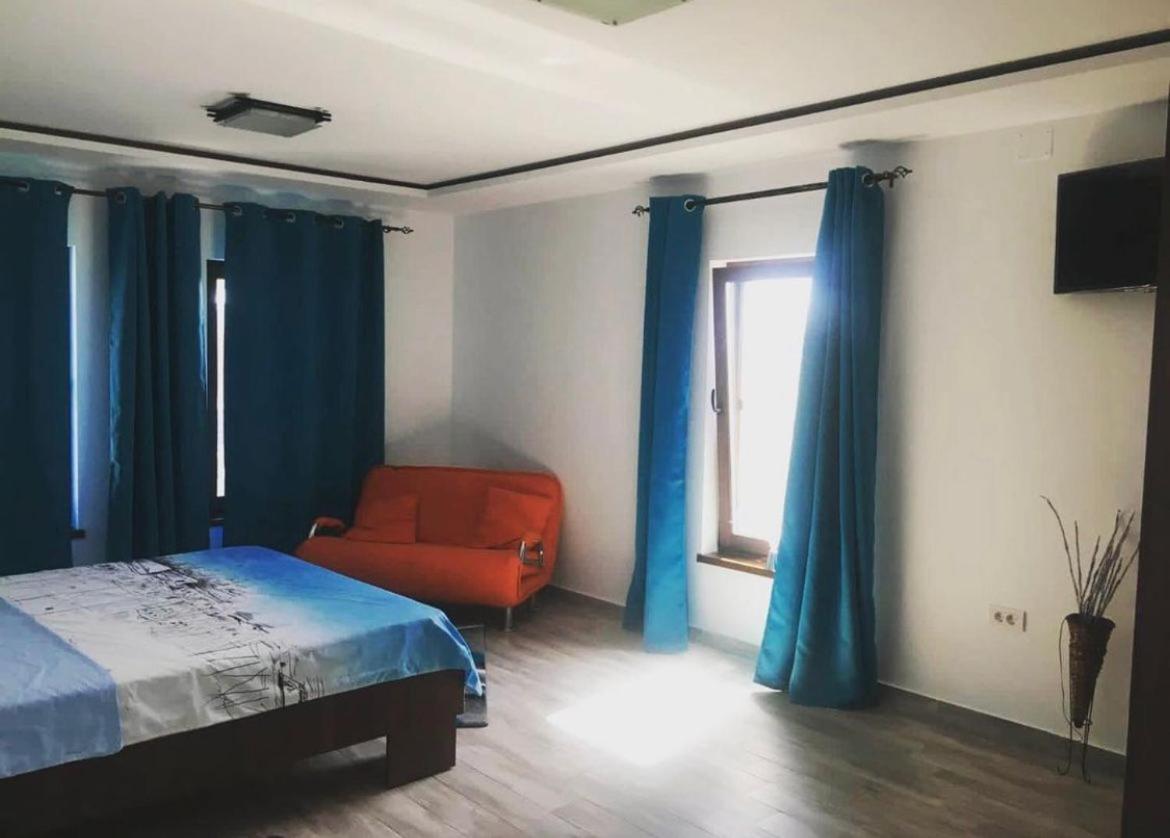 Albdevara Mar Srl Vama Veche Exteriör bild