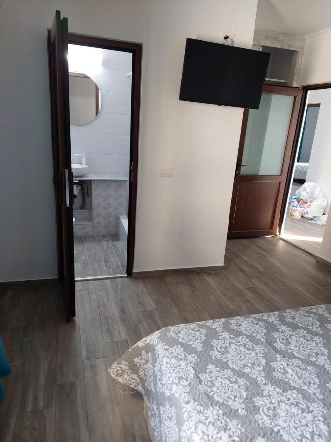 Albdevara Mar Srl Vama Veche Exteriör bild